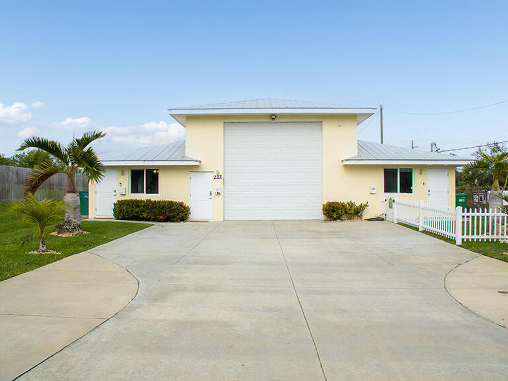 222 Rosa L. Jones, Cocoa, FL 32922