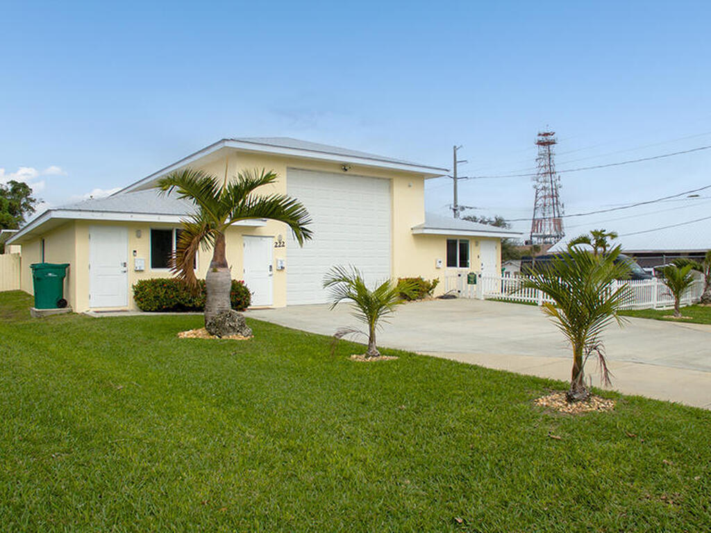 222 Rosa L. Jones, Cocoa, FL 32922