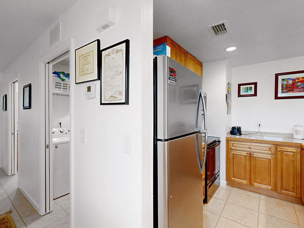 222 Rosa L. Jones, Cocoa, FL 32922