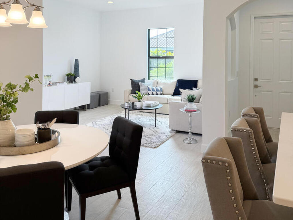 8526 Lyside Drive, Melbourne, FL 32940