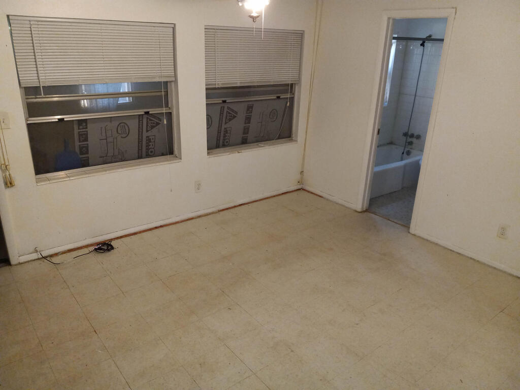 347 W Merritt Avenue, Merritt Island, FL 32953