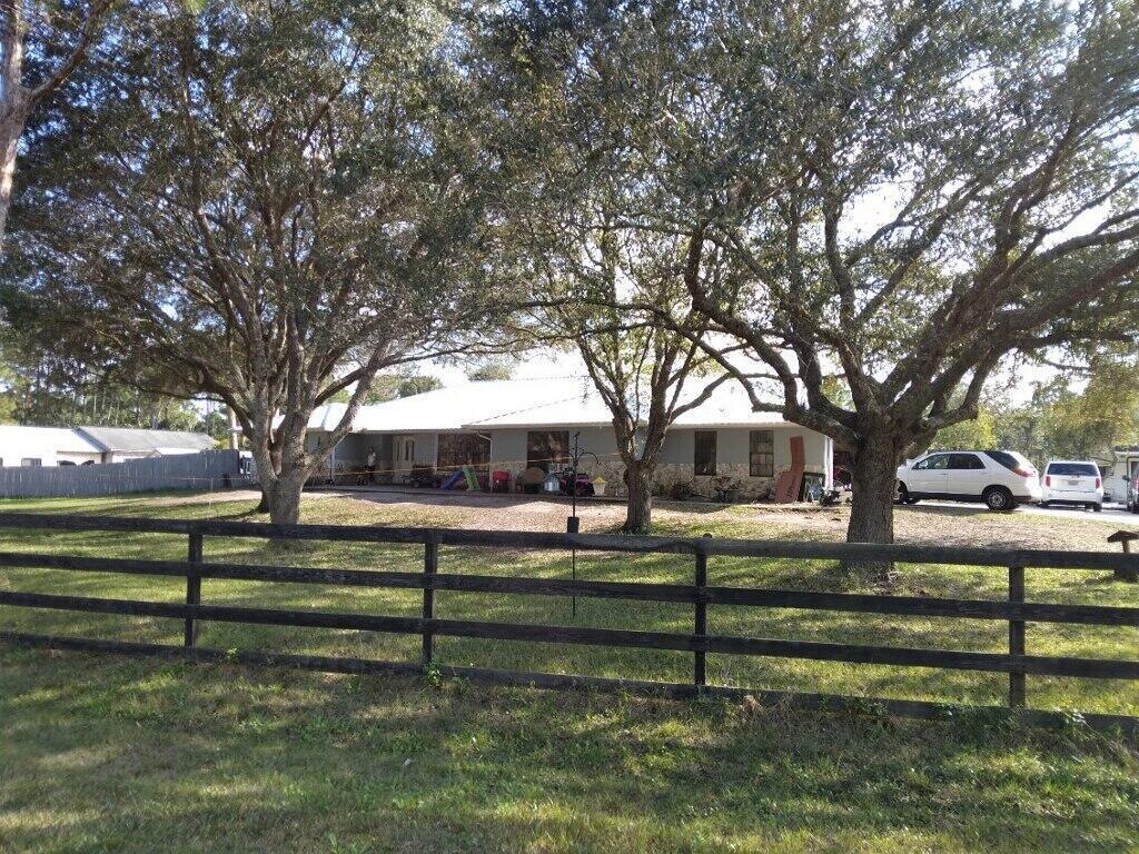 4045 Pepper Tree Street, Grant, FL 32949