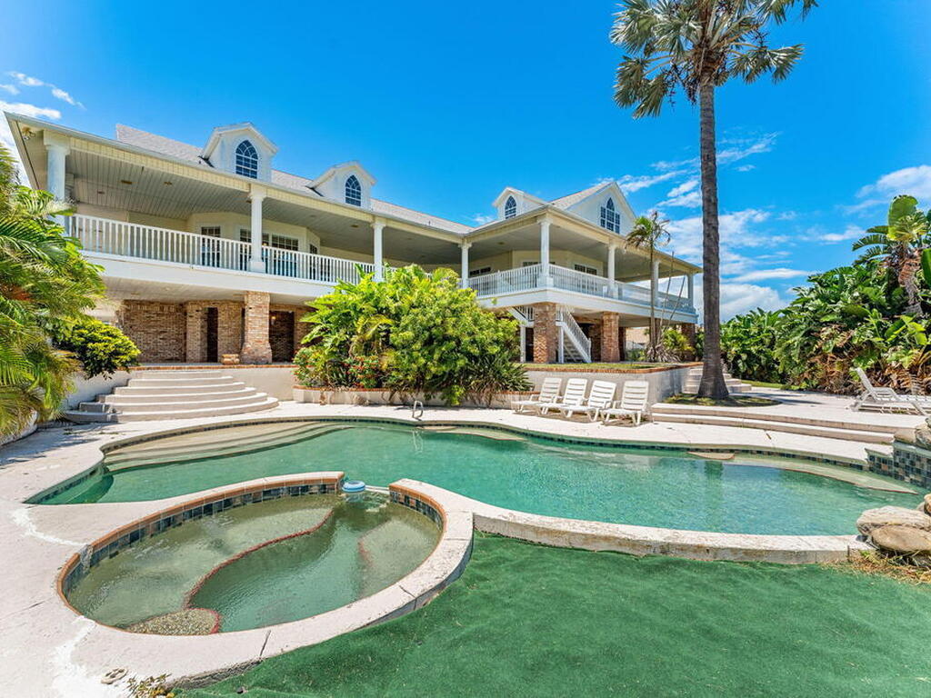 6285 N Highway 1, Melbourne, FL 32940