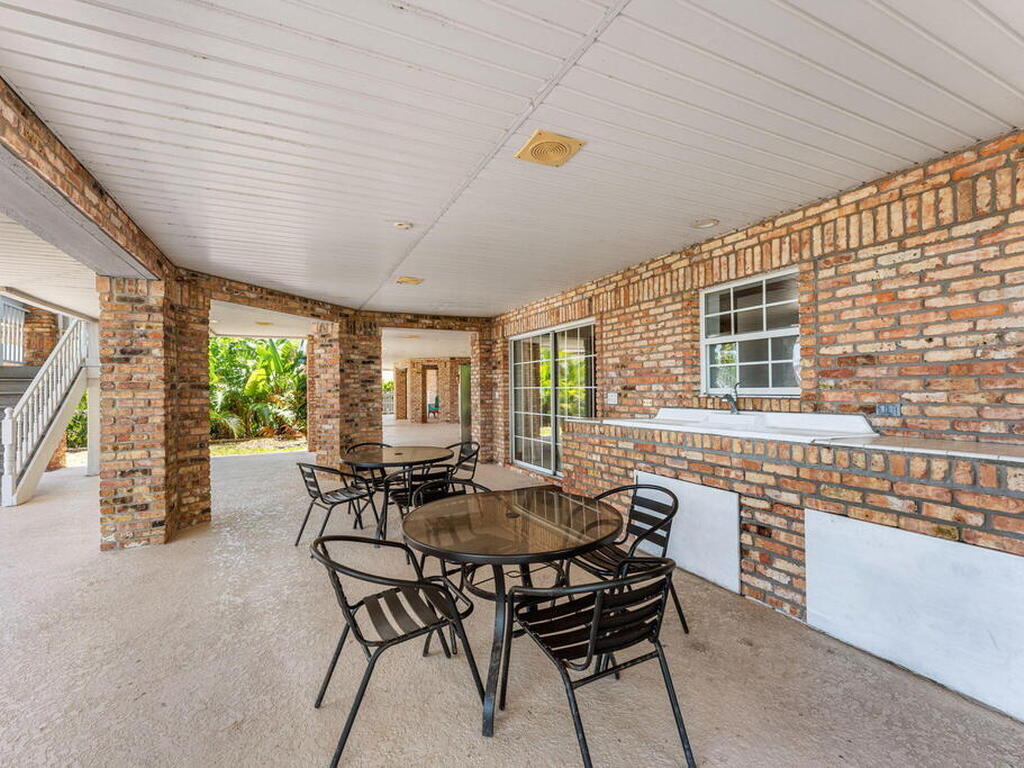 6285 N Highway 1, Melbourne, FL 32940