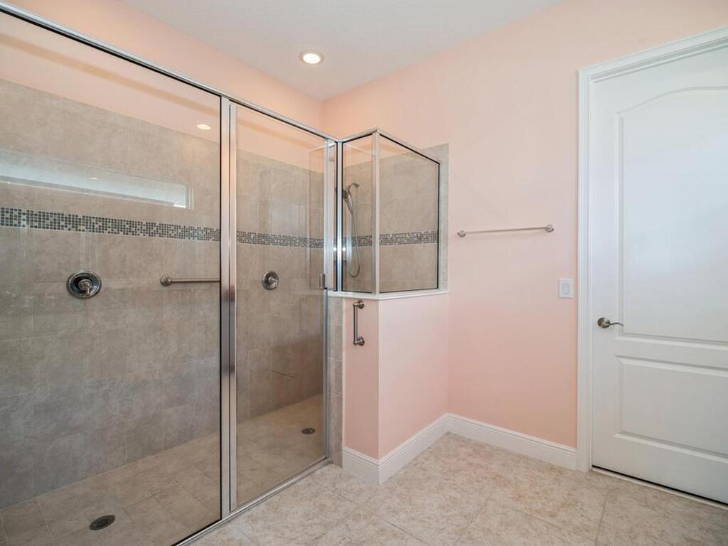 4909 W Fountainwood Drive, St. Cloud, FL 34772