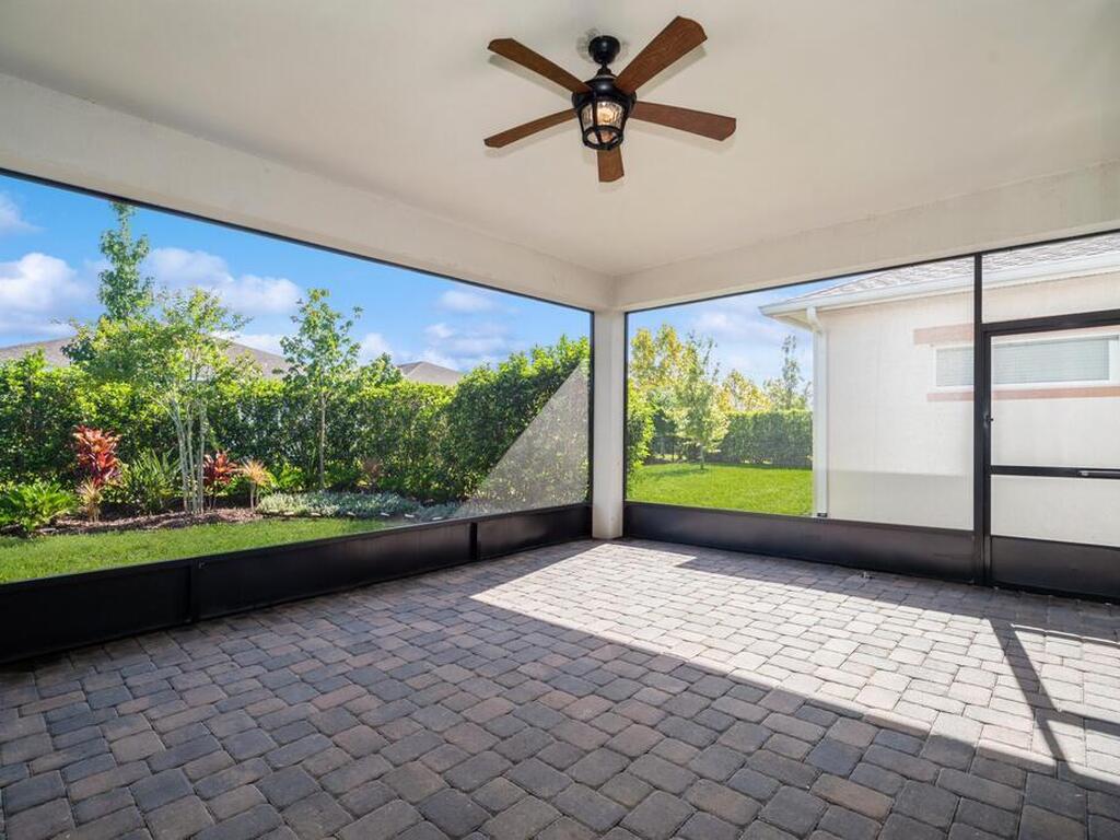 4909 W Fountainwood Drive, St. Cloud, FL 34772