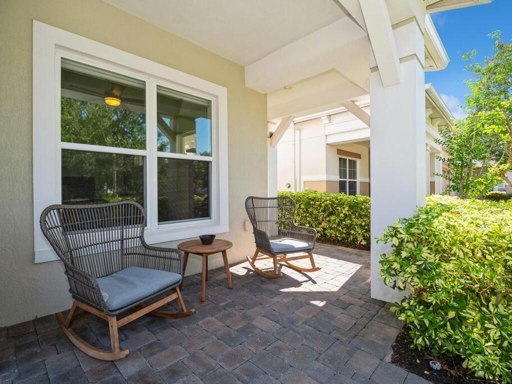 4909 W Fountainwood Drive, St. Cloud, FL 34772