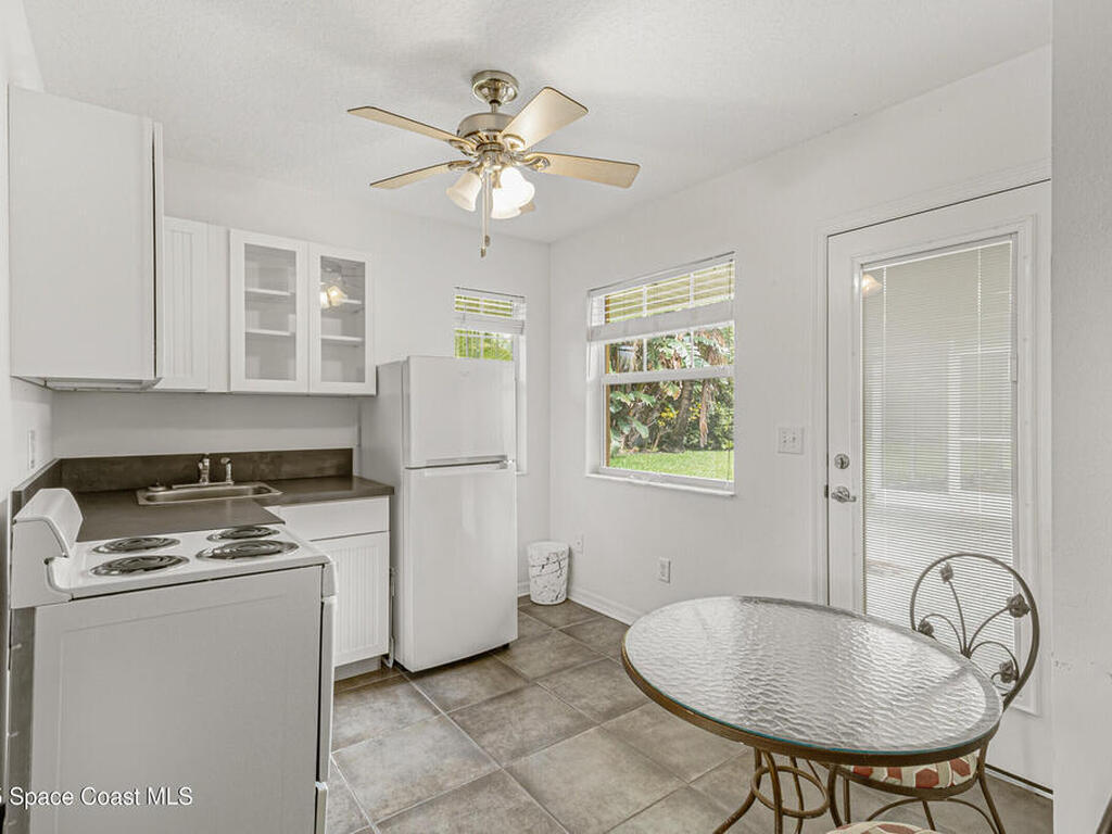 901 S Palm Avenue, Indialantic, FL 32903