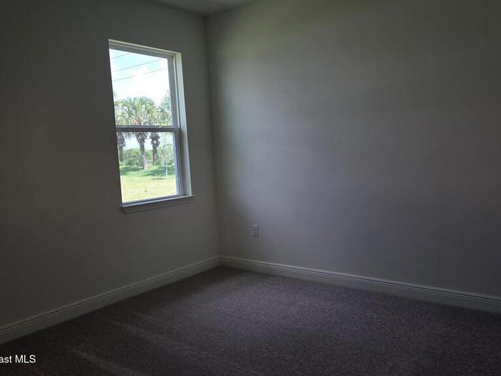 4376 Kelsey Lane, Micco, FL 32976