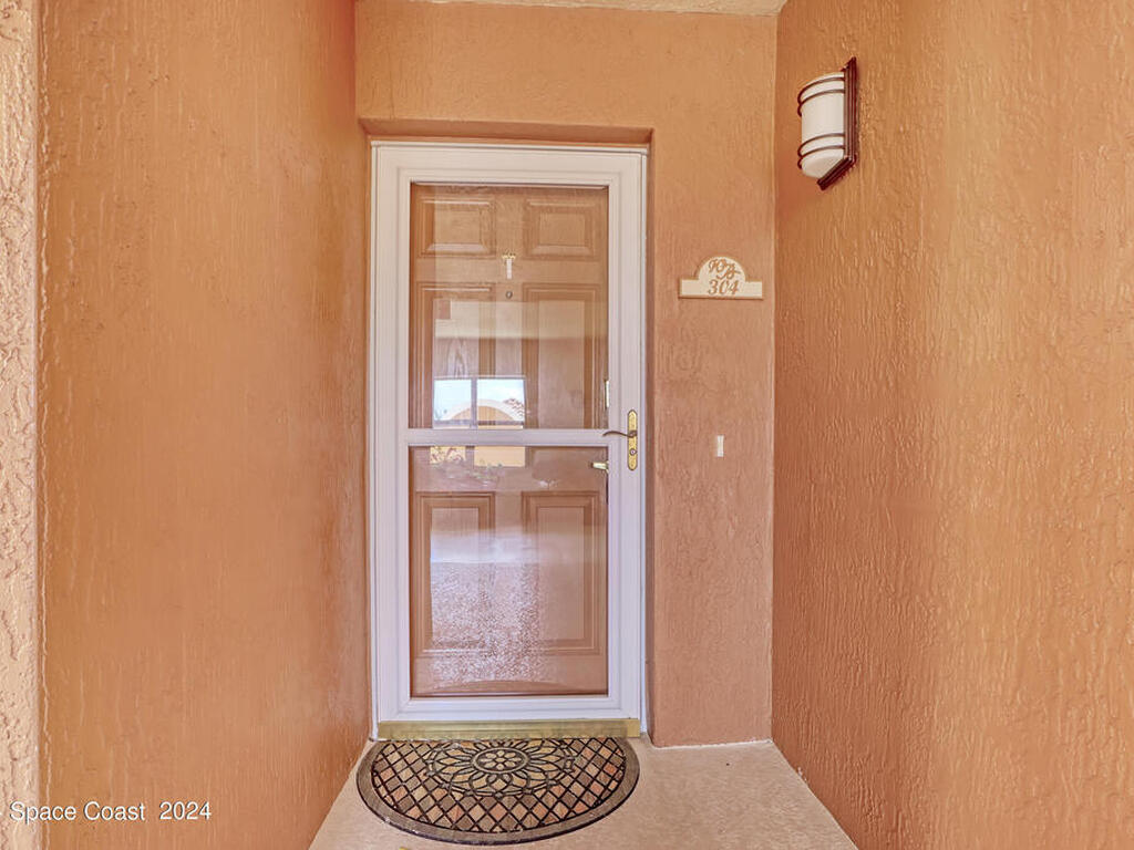 93 Delannoy Avenue, Cocoa, FL 32922