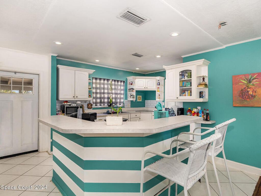 1000 S Orlando Avenue, Cocoa Beach, FL 32931