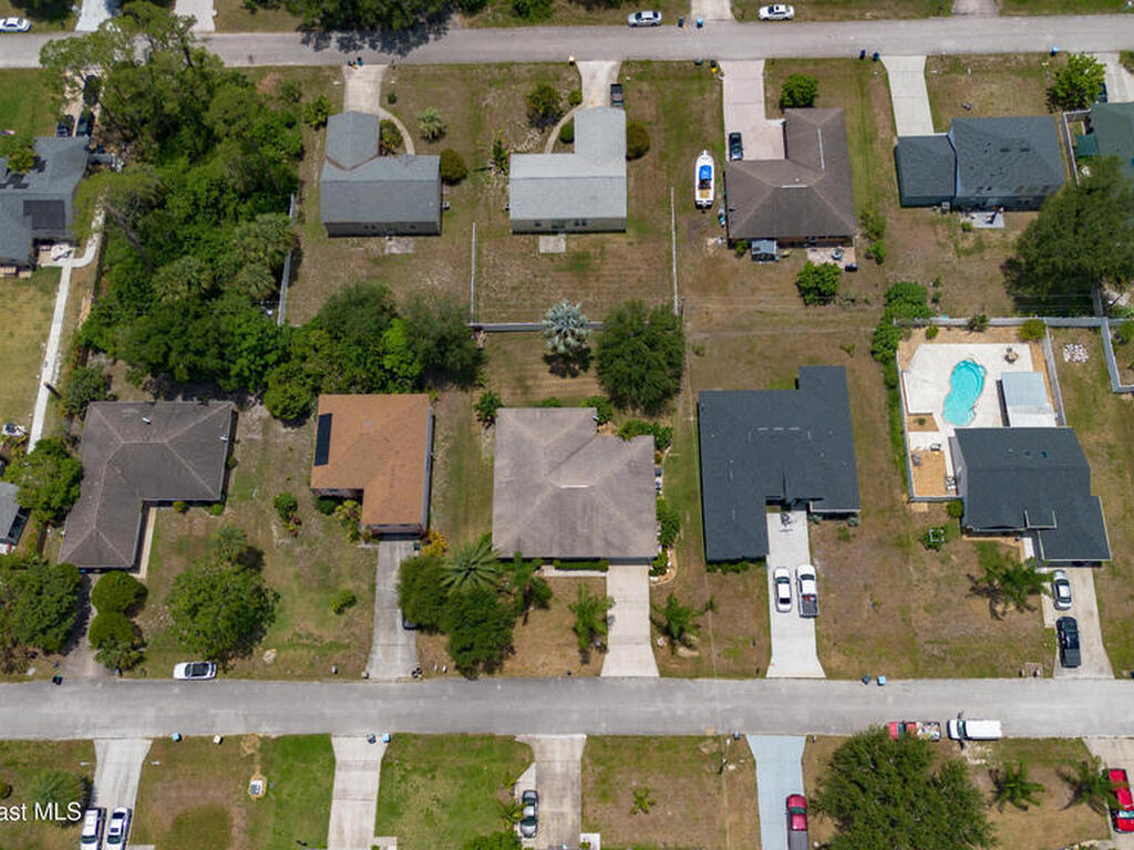 1870 Parrsboro Street, Palm Bay, FL 32907