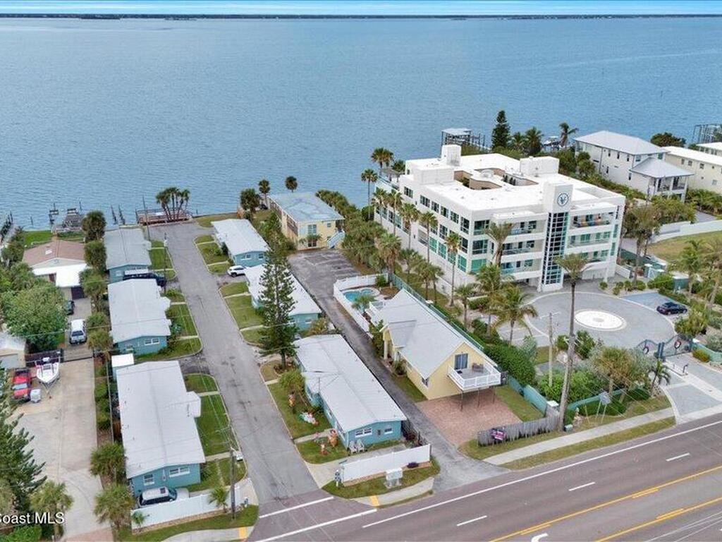 3524 S Atlantic Avenue, Cocoa Beach, FL 32931