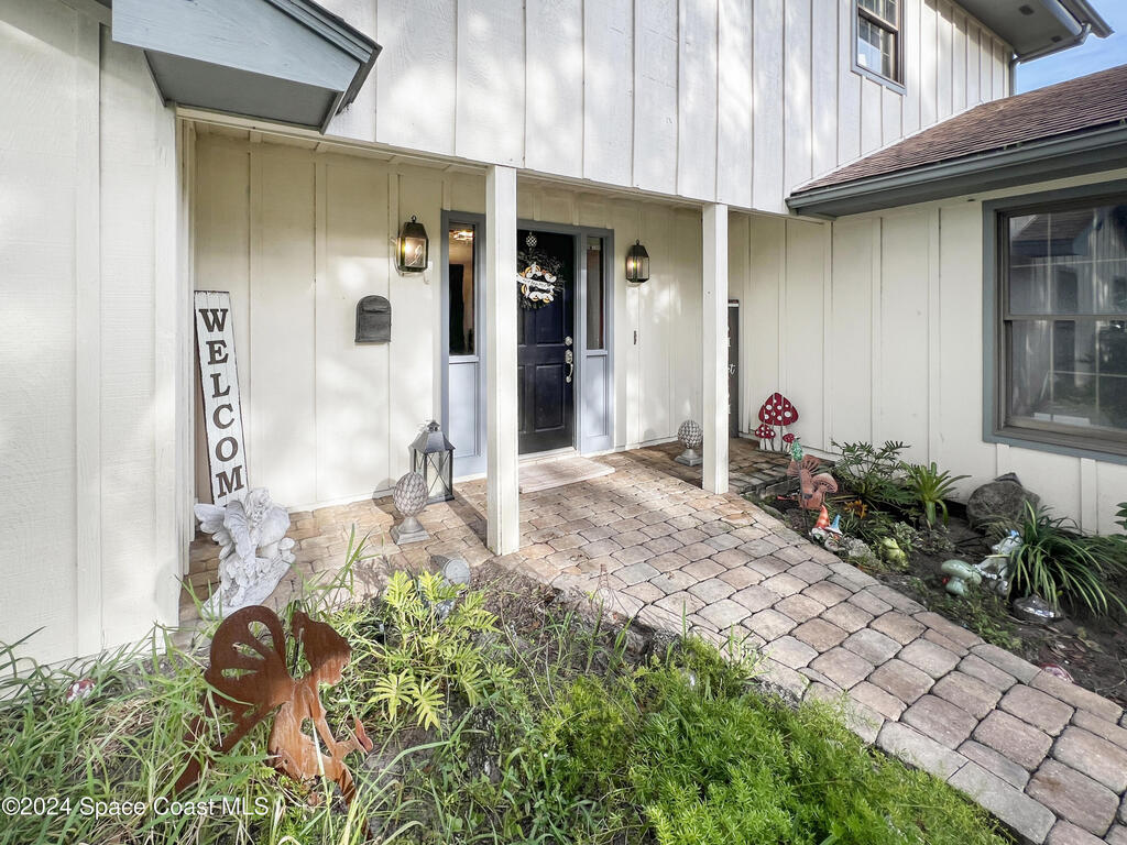 6885 Orchid Tree Drive, Grant, FL 32949