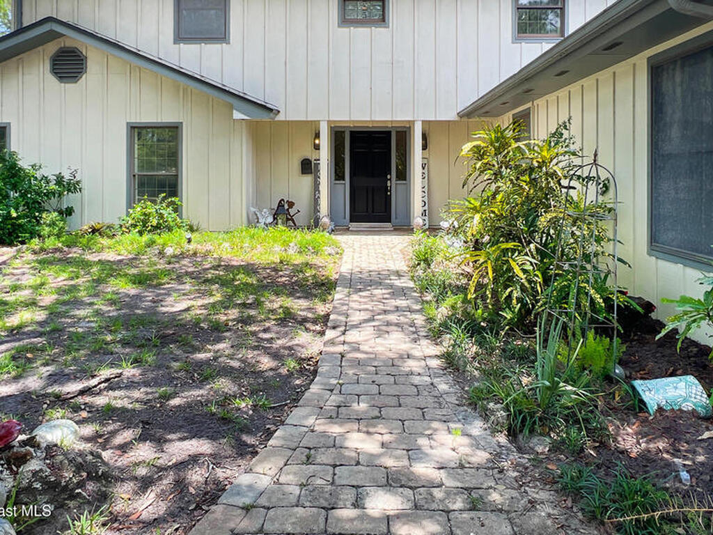 6885 Orchid Tree Drive, Grant, FL 32949