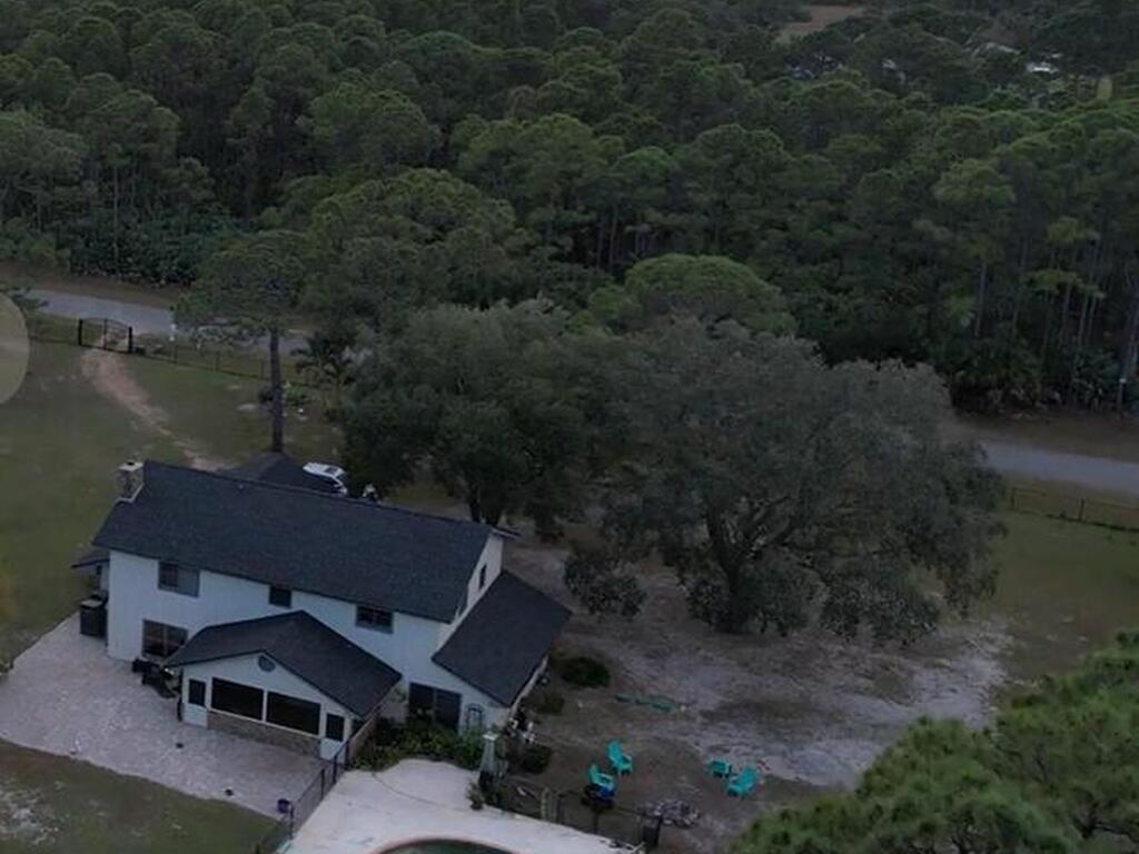 6885 Orchid Tree Drive, Grant, FL 32949