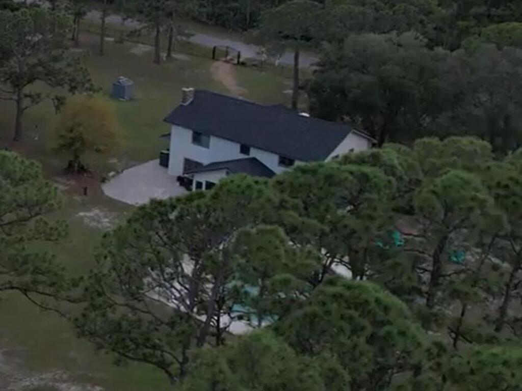6885 Orchid Tree Drive, Grant, FL 32949