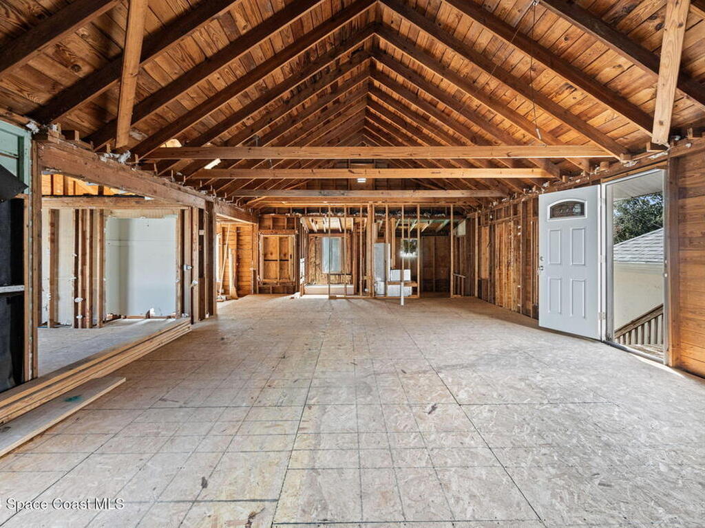 109 E New Haven Avenue, Melbourne, FL 32901