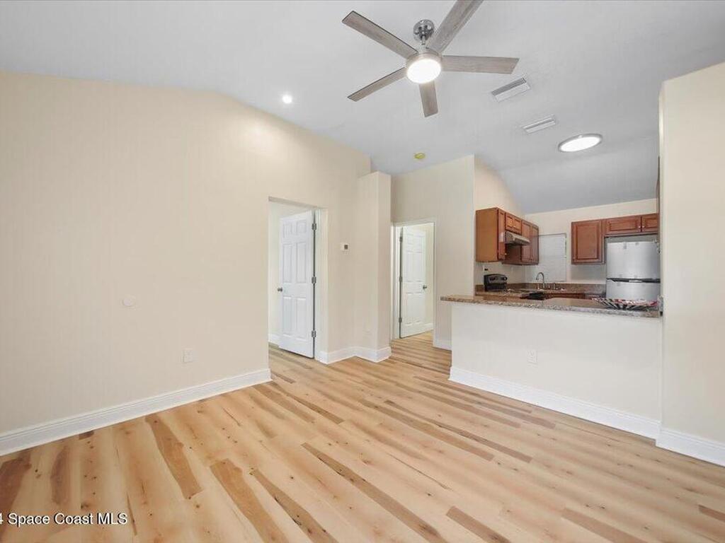 2651 Pineapple Avenue, Mims, FL 32754