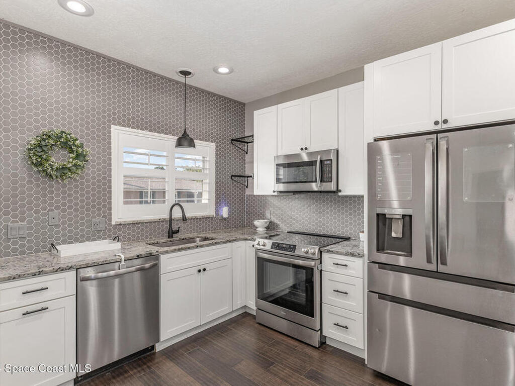 1010 Citrus Avenue, Palm Bay, FL 32905