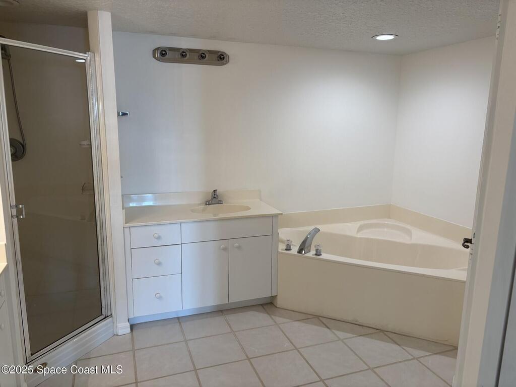 102 Riverside Drive, Cocoa, FL 32922