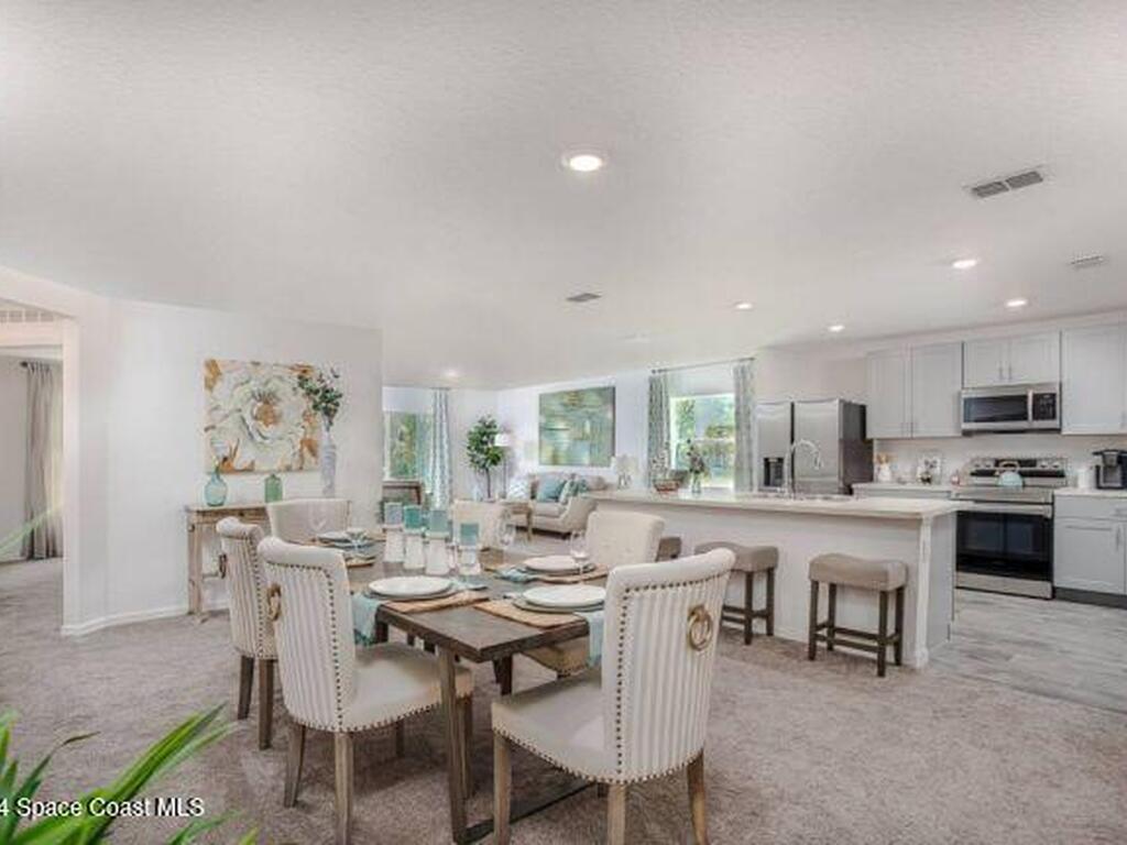 746 Kingfisher Street, Palm Bay, FL 32908