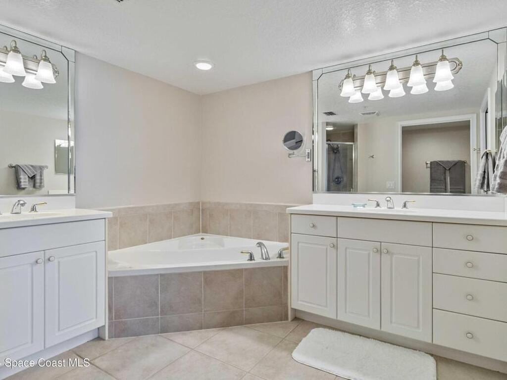 425 Pierce Avenue, Cape Canaveral, FL 32920
