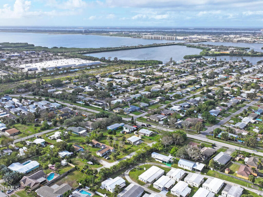 1675 Oceana Drive, Merritt Island, FL 32952