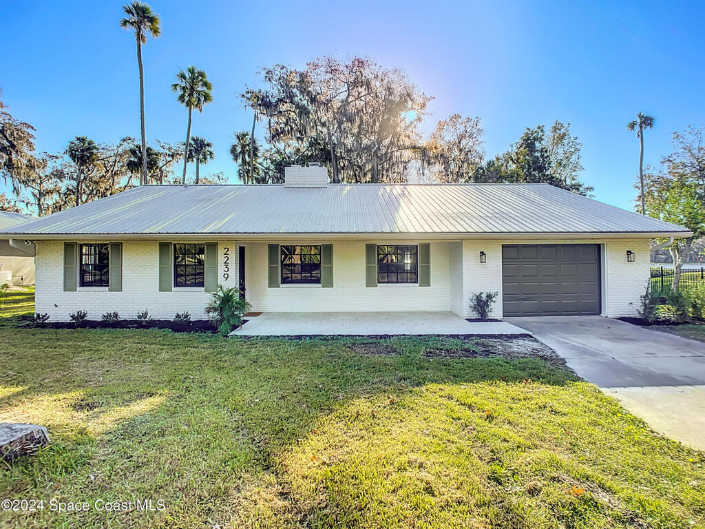 2239 River Ridge Road, DeLand, FL 32720
