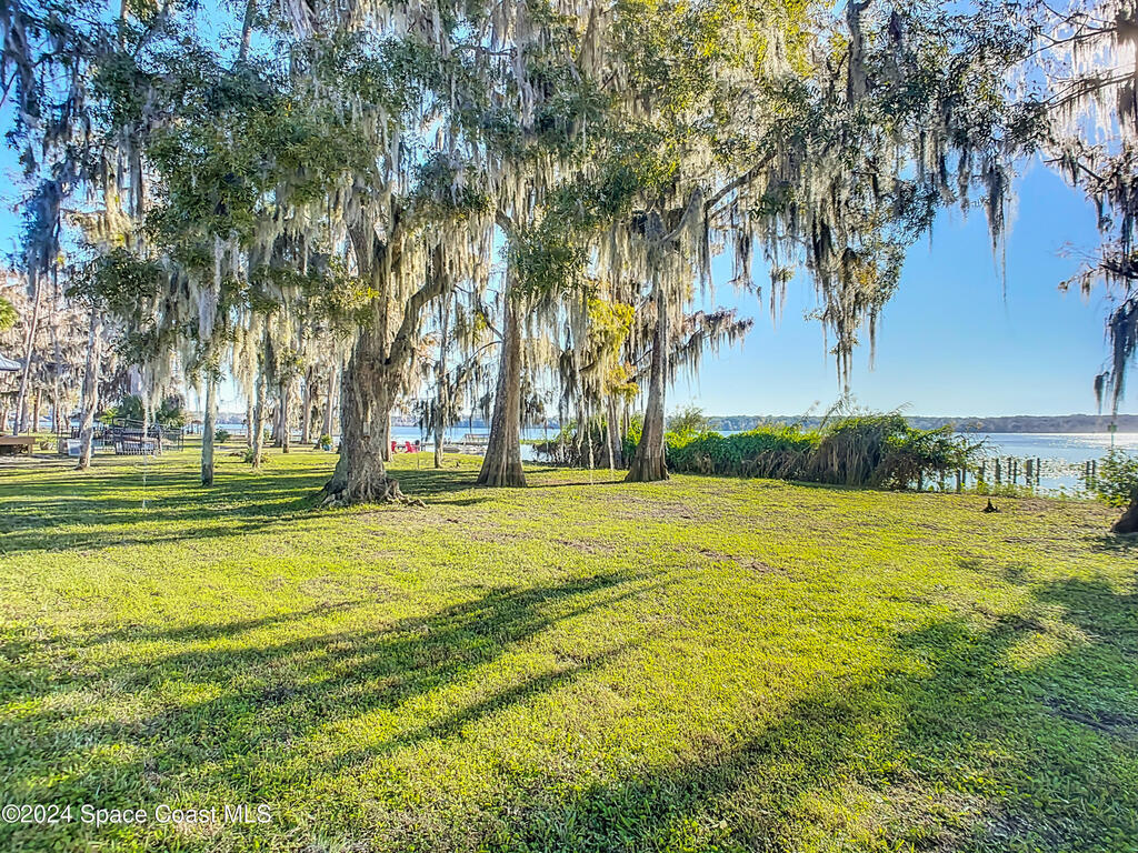2239 River Ridge Road, DeLand, FL 32720