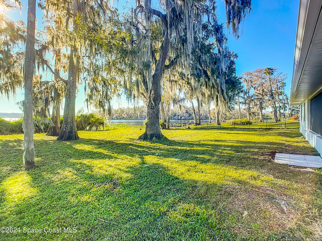 2239 River Ridge Road, DeLand, FL 32720
