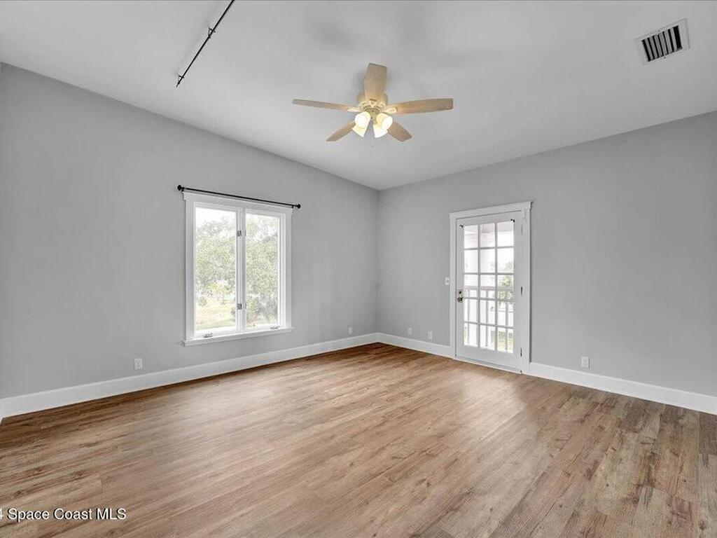 2195 S Courtenay Parkway, Merritt Island, FL 32952