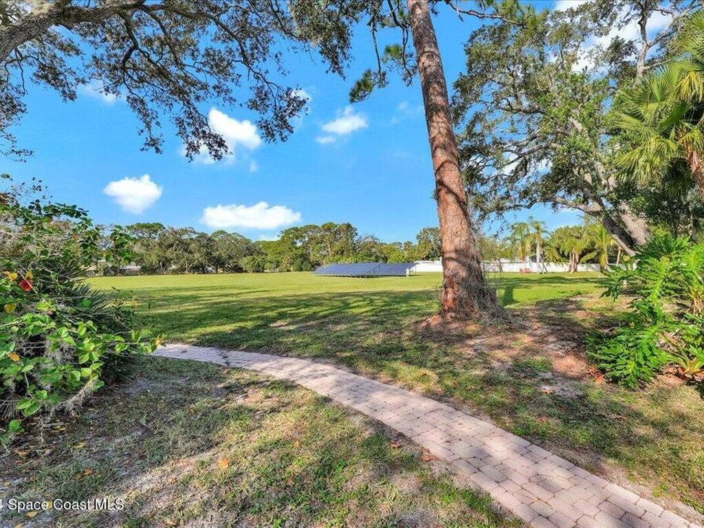 2195 S Courtenay Parkway, Merritt Island, FL 32952