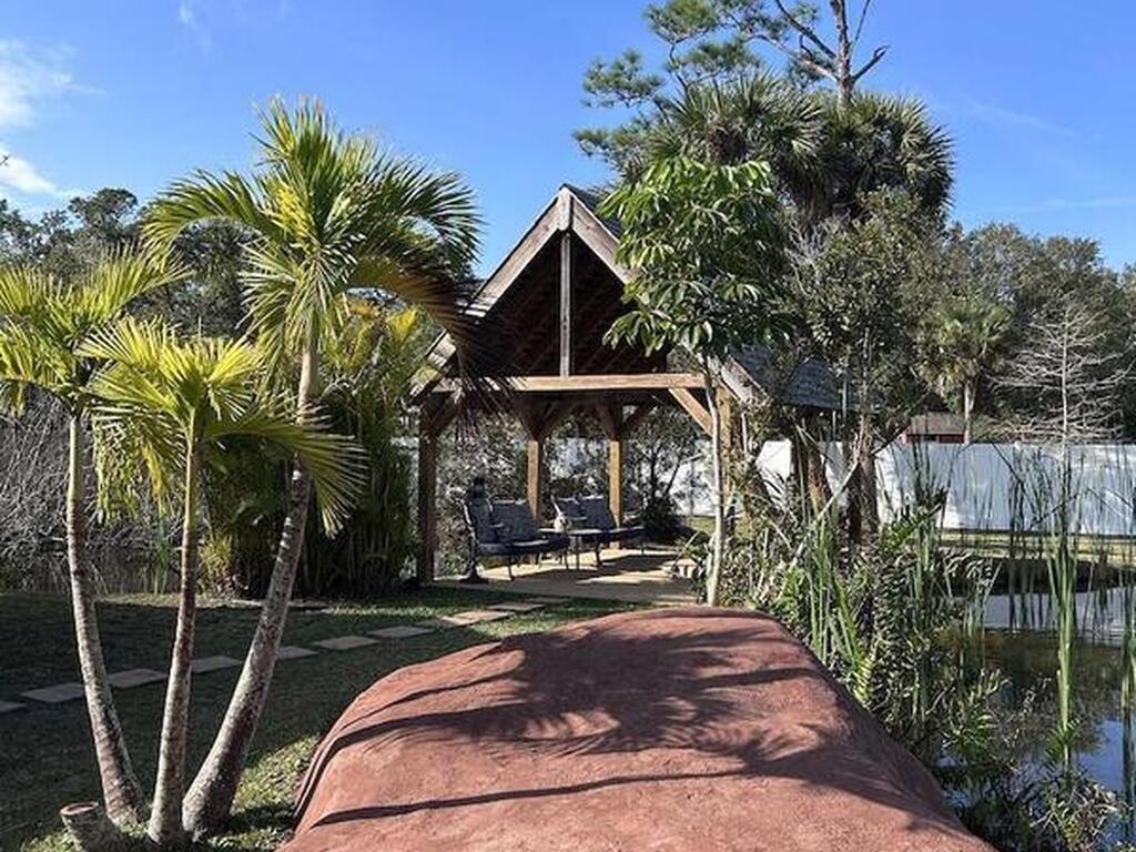 3960 Ponderosa Road, Malabar, FL 32950