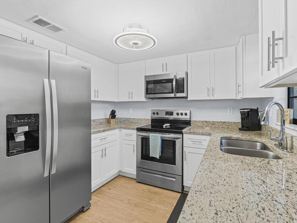 117 Harbor Drive, Cape Canaveral, FL 32920