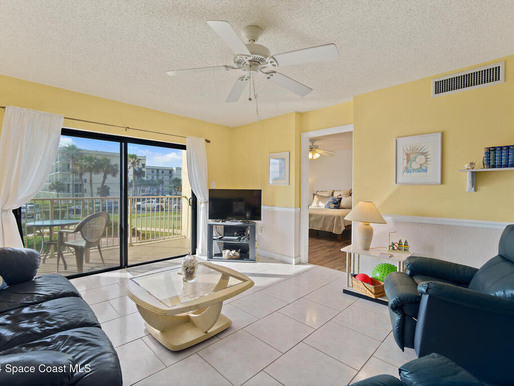 7520 Ridgewood Avenue, Cape Canaveral, FL 32920