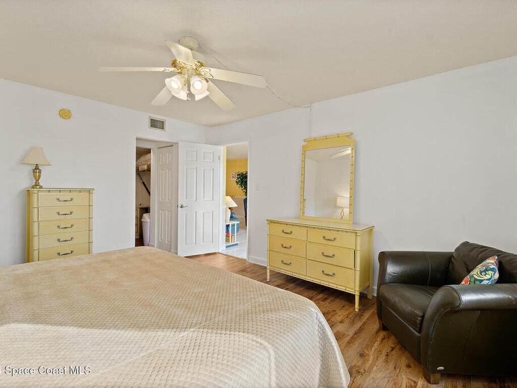 7520 Ridgewood Avenue, Cape Canaveral, FL 32920