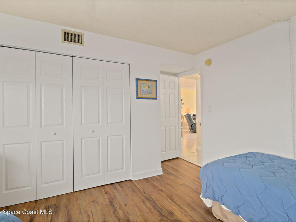 7520 Ridgewood Avenue, Cape Canaveral, FL 32920