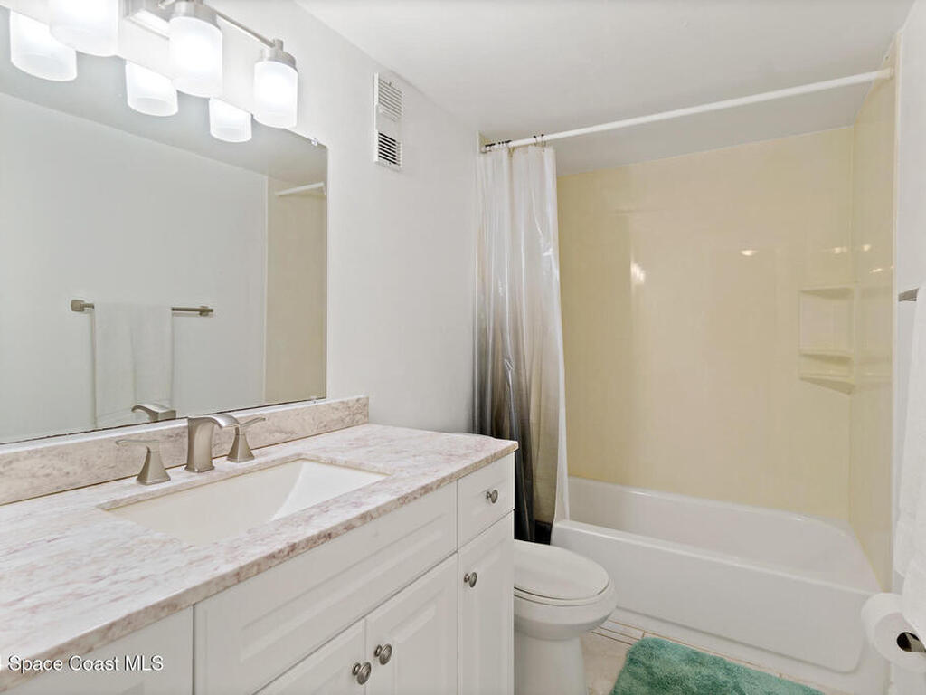 7520 Ridgewood Avenue, Cape Canaveral, FL 32920