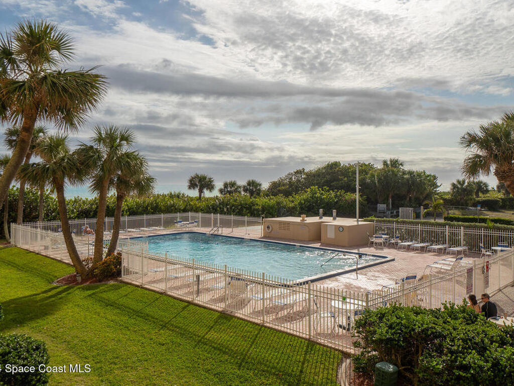 7520 Ridgewood Avenue, Cape Canaveral, FL 32920