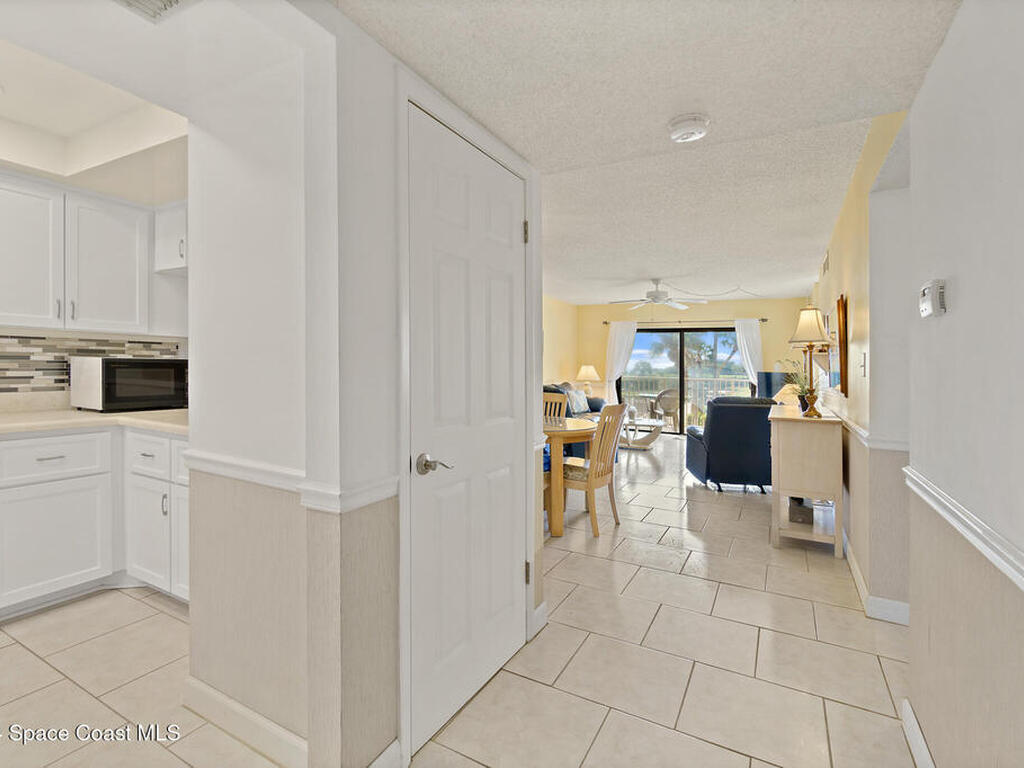 7520 Ridgewood Avenue, Cape Canaveral, FL 32920