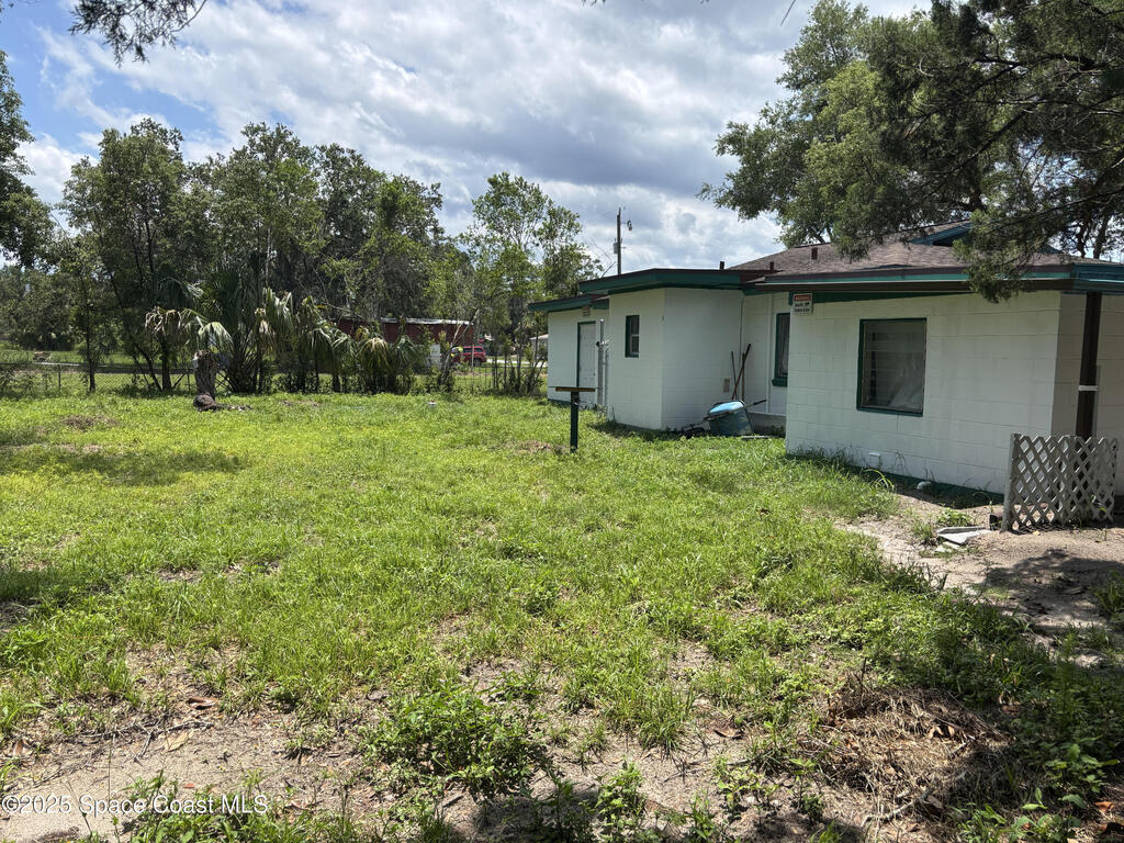 3527 Old Dixie Highway, Mims, FL 32754