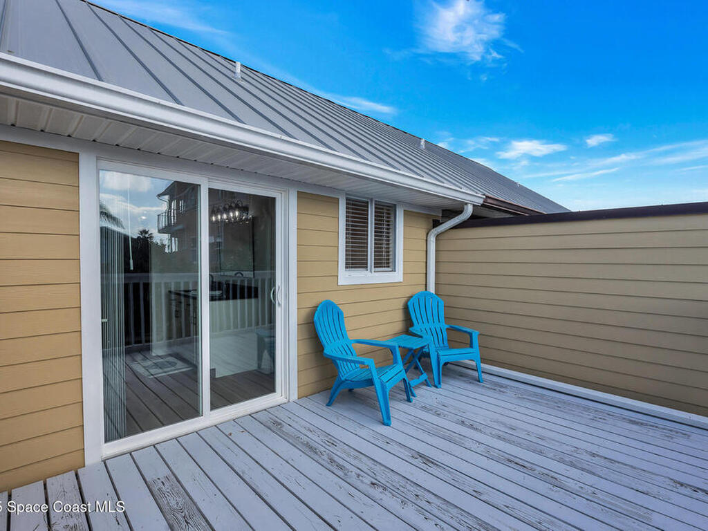 8152 Ridgewood Avenue, Cape Canaveral, FL 32920