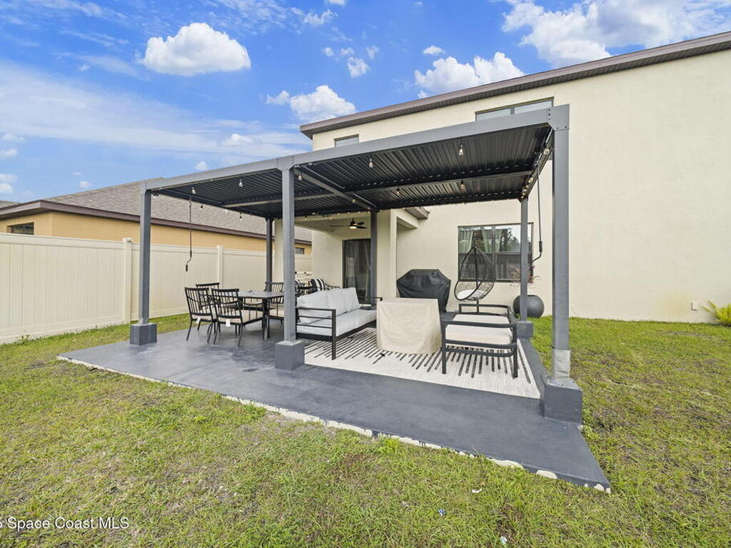620 Old Country Road, Palm Bay, FL 32909
