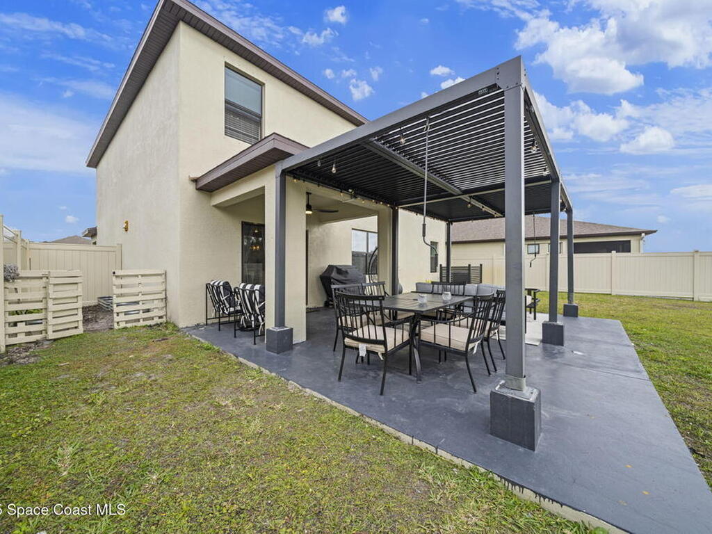 620 Old Country Road, Palm Bay, FL 32909