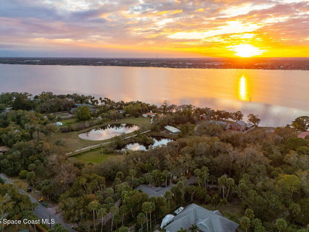 Crooked Mile Road, Merritt Island, FL 32952