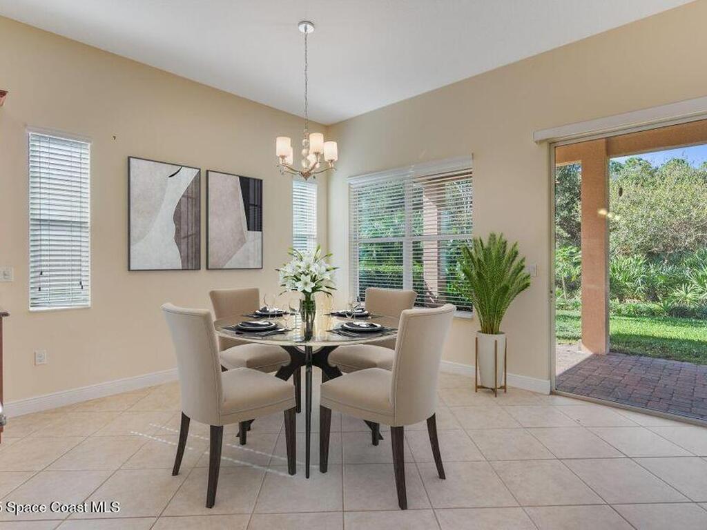 241 11th Square, Vero Beach, FL 32962