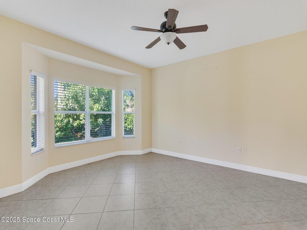 241 11th Square, Vero Beach, FL 32962