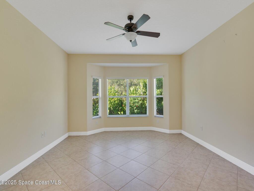 241 11th Square, Vero Beach, FL 32962