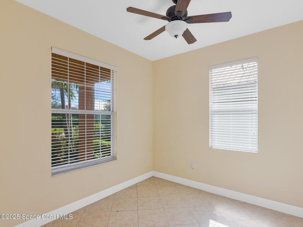 241 11th Square, Vero Beach, FL 32962